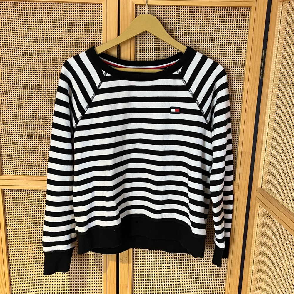 Tommy Hilfiger Women’s SP Striped Sweatshirt